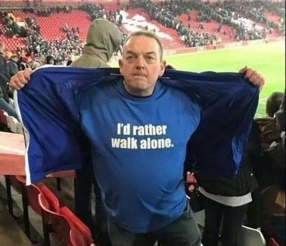 Everton What A legend T-Shirt Royal Blue - Image 3